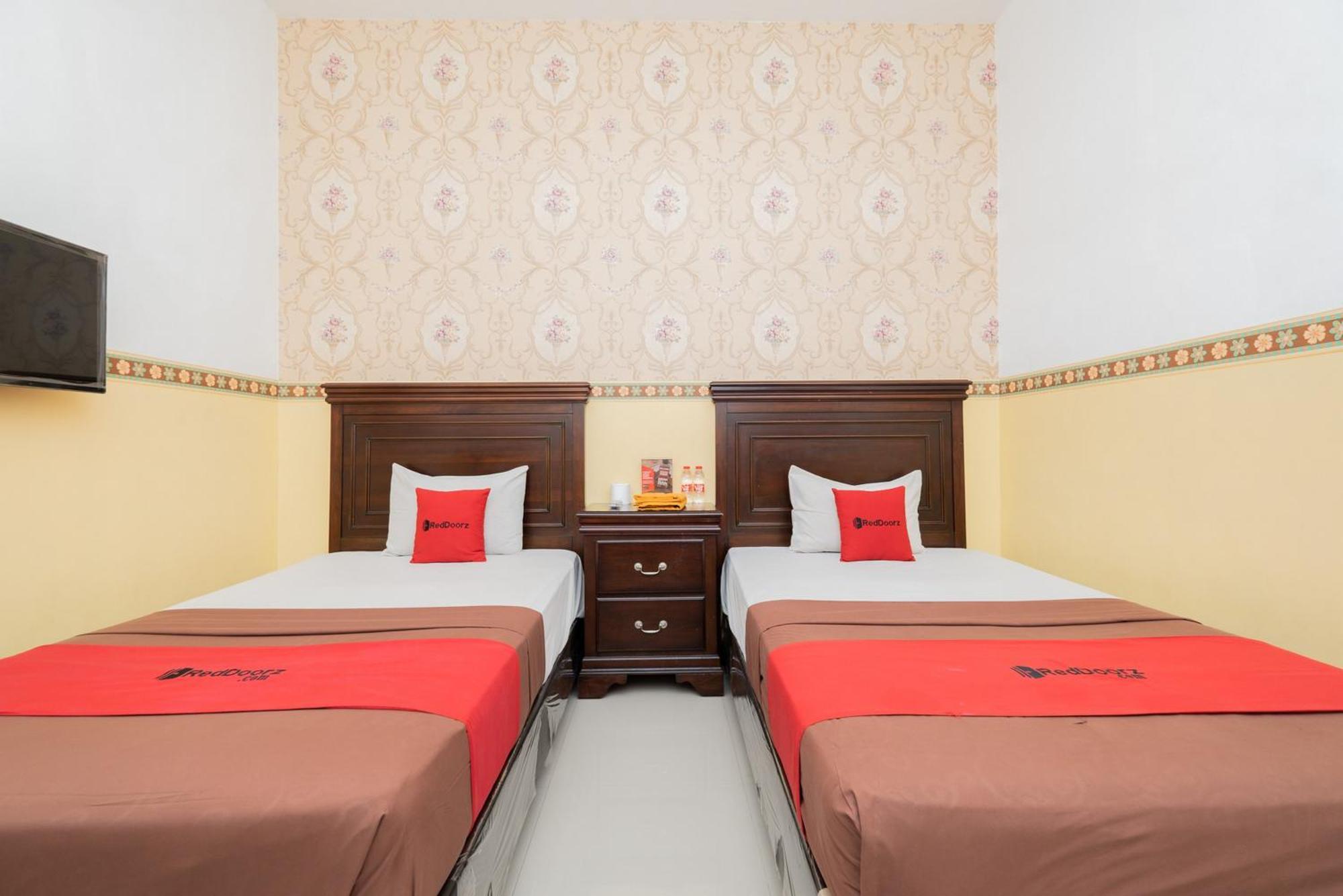Reddoorz Near Taman Krida Budaya Маланг Екстериор снимка